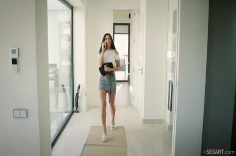 Жопастая милфа приготовилась к сексу на свидании