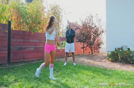 Латиночка Alina Lopez опробовала с другом разные позиции