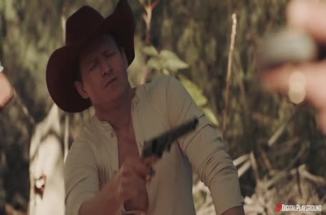 Красотка Vicki Chase отрывается с самцом на свежем воздухе