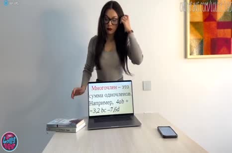 Стервозная красотка Lolly Lips быстро раздвинула ноги