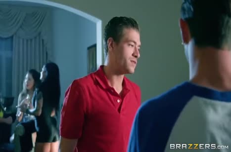 Красивую Kimmy Granger легко развели перепихнуться на вечеринке