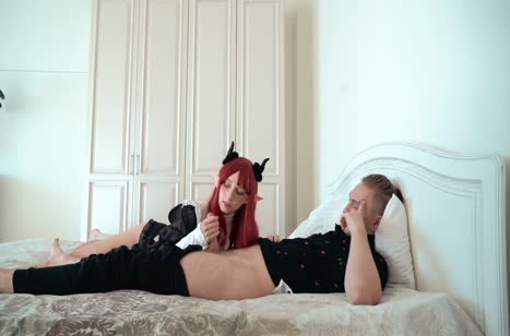 После косплей фотосессии костюмчик тоже пригодился