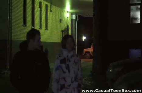 Русская давалка согласилась посниматься на камеру